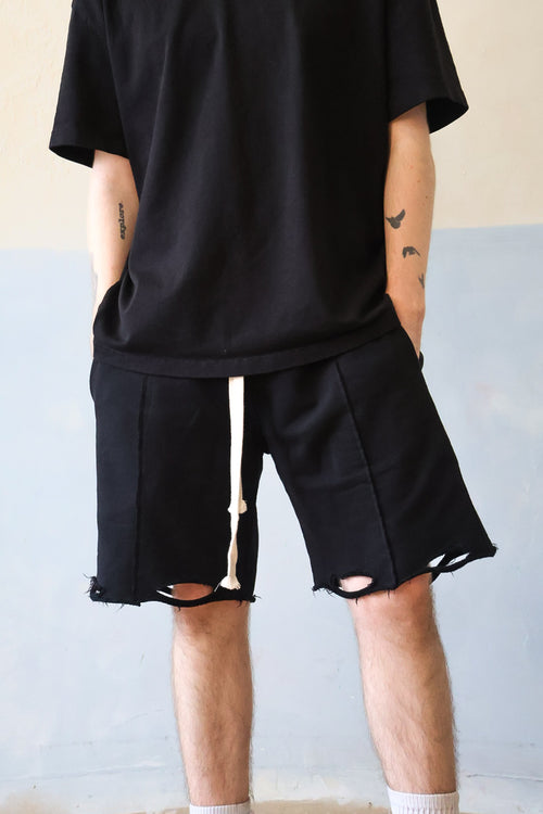 Distressed Pintuck Short in Black