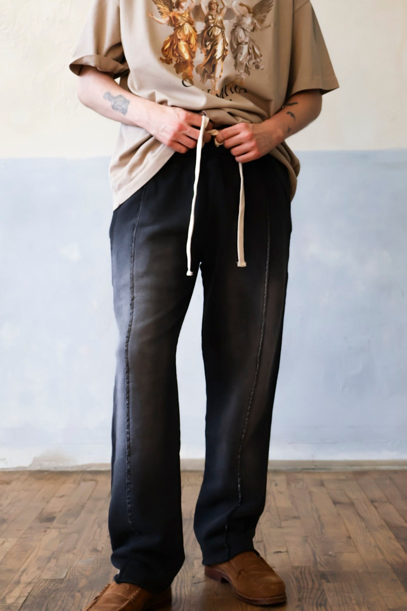 Distressed Pintuck Pant in Faded Black